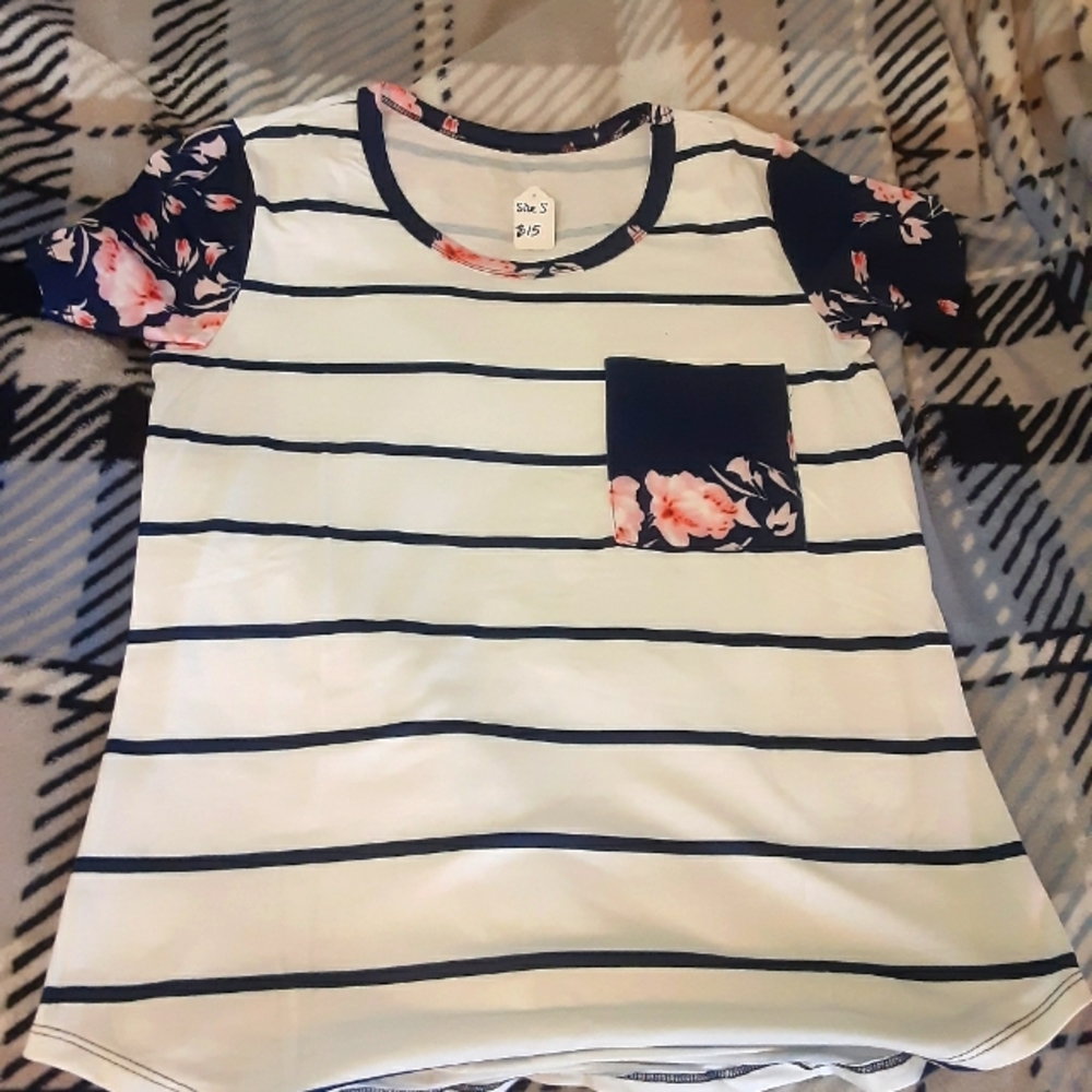 Floral printed shirt